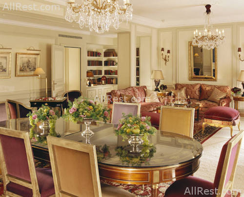 Hotel Plaza Athenee 19
